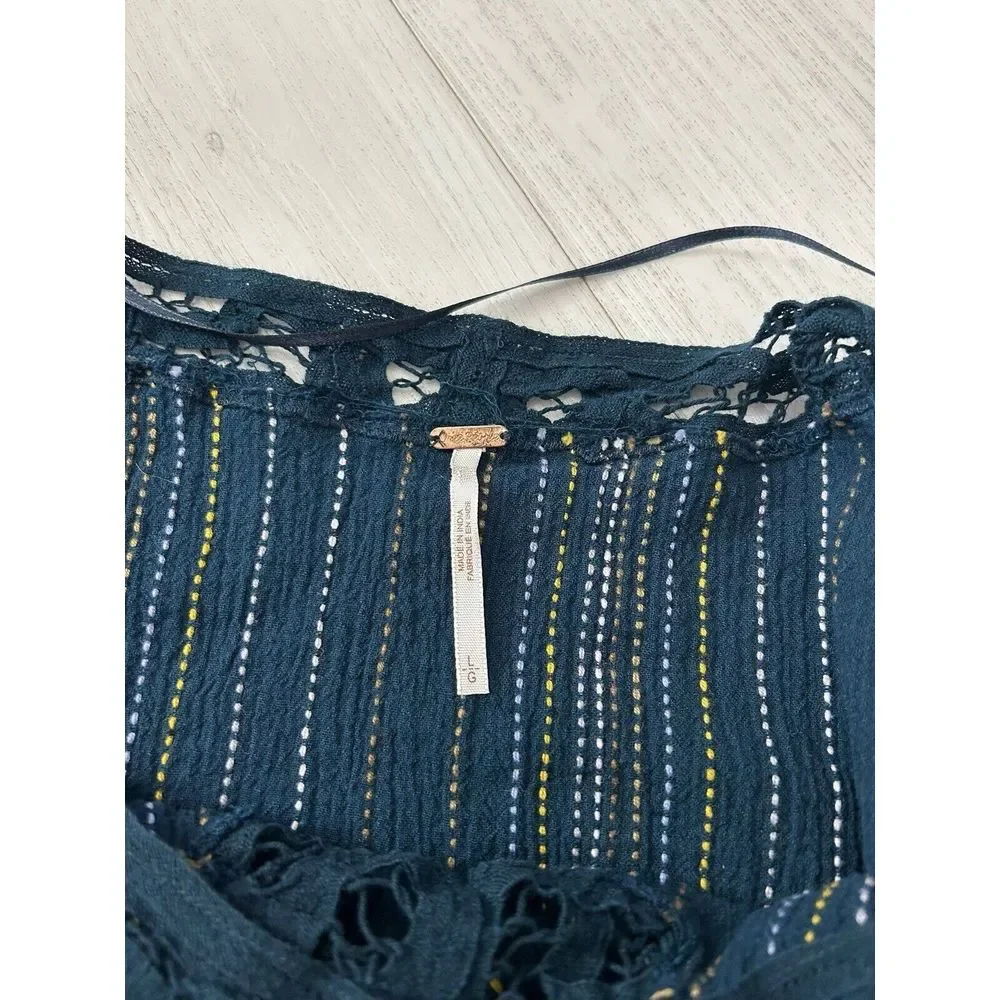 FREE PEOPLE Floating Memories Blouse Lace Panel Balloon Sleeves Size L Navy Blue